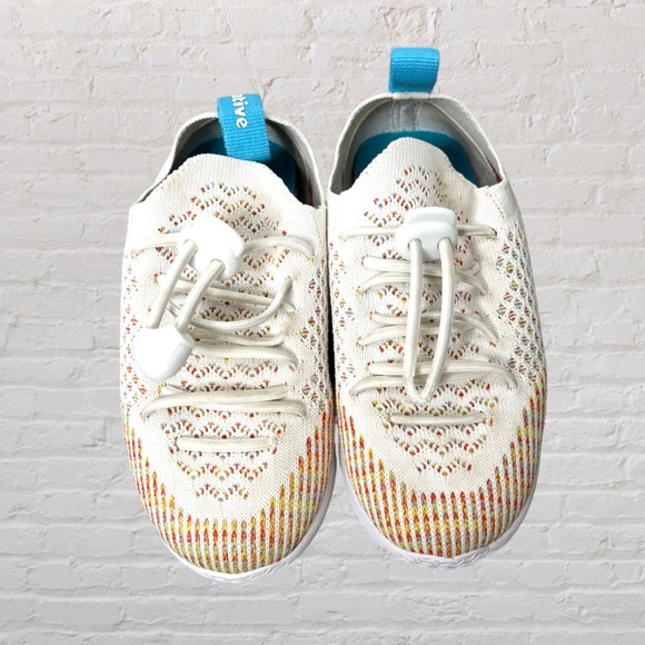 Native Lightweight Elastic-Lace Slip-Ons - Picture 3 of 3